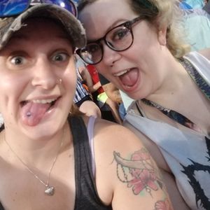 Meet your Posher, Andrea